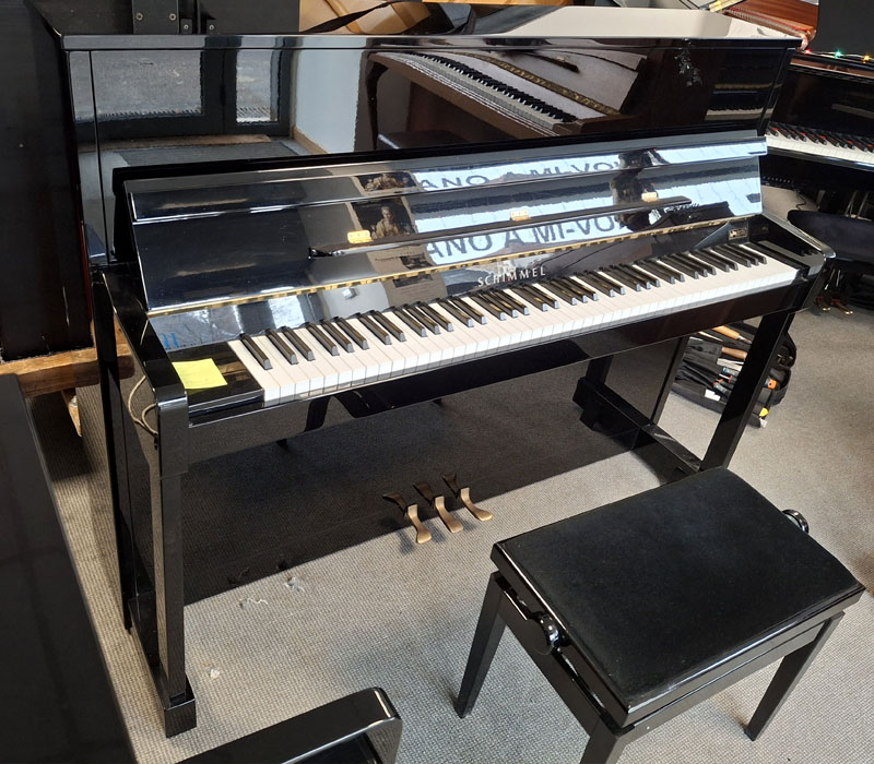 SCHIMMEL 116S - 7 900 €